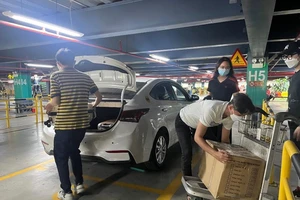 Mở thêm điểm đón khách ở sân bay Tân Sơn Nhất