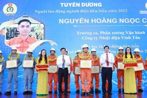 EVNGENCO 3 khen thưởng 43 người lao động tiêu biểu và 20 nhân viên an toàn vệ sinh giỏi