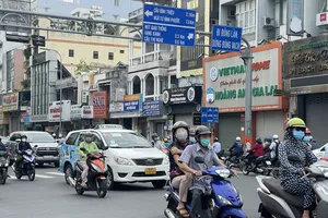 Lý do xăng giảm nhưng các hãng vận tải chưa điều chỉnh giá cước?