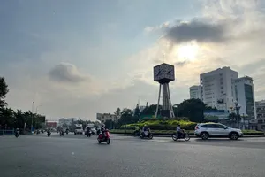 Phòng CSGT TP.HCM muốn 'xóa' vòng xoay Nguyễn Bỉnh Khiêm, quận 1