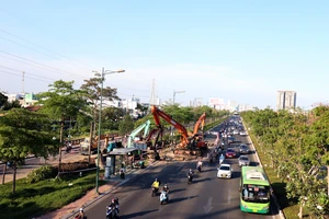 Nối xong 'mạch nước' lớn nhất cho 5 quận, huyện ở TP.HCM