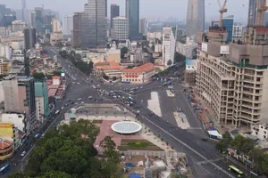 Metro số 1 đã gần về đích, lối lên xuống ở ga Bến Thành vẫn chưa kết nối