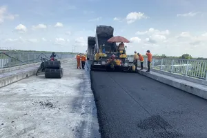 Cận cảnh cầu Vàm Sát 2, Cần Giờ những ngày sắp về đích