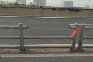 Đường dẫn Cao tốc TP.HCM - Long Thành - Dầu Giây bị cắt trộm dải phân cách