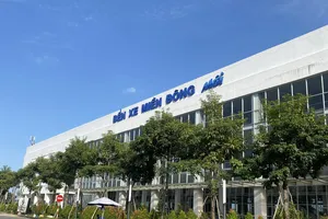 Lý do TP.HCM thu hồi phù hiệu của 13 nhà xe tại Bến xe miền Đông mới