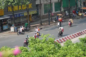 Đường sá TP.HCM thông thoáng ngày đầu năm 2024