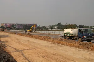 Đã tháo dỡ bức tường hơn 30 năm để thi công dự án đường nối Trần Quốc Hoàn - Cộng Hòa 