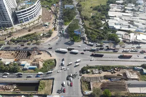 Phó Chủ tịch TP.HCM kiểm tra tiến độ dự án hầm chui Nguyễn Văn Linh – Nguyễn Hữu Thọ