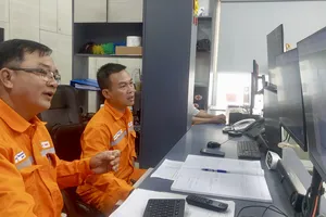 EVNHCMC sôi động làm việc ngày đầu năm mới