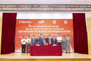 Đại học GTVT TP.HCM hợp tác với nước ngoài để phát triển metro, đường sắt tốc độ cao