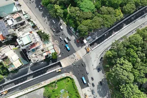 Thay đổi lộ trình đi lại ở đường nối Trần Quốc Hoàn - Cộng Hòa