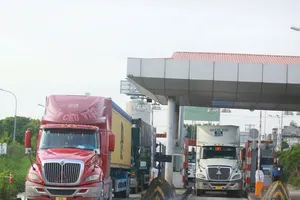 Sớm khắc phục bất cập tại trạm BOT Phú Hữu, TP Thủ Đức