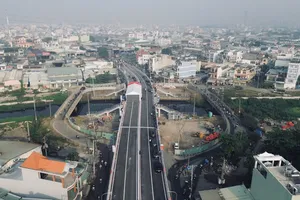 Cầu Tân Kỳ Tân Quý thông xe: Giao thông cửa ngõ phía Tây TP rộng mở