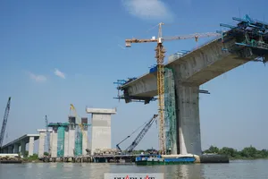 Sắp hoàn thành cầu Nhơn Trạch nối TP.HCM và Đồng Nai