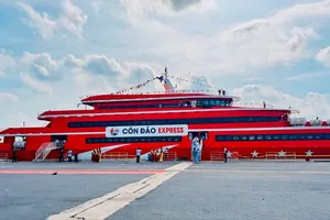 Ngừng tất cả tàu cao tốc từ TP.HCM đi Côn Đảo đến hết 25-7