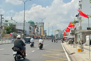 Sẵn sàng thông xe dự án mở rộng đường Dương Quảng Hàm, Gò Vấp