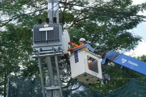 EVNHCMC chủ động đảm bảo an toàn điện trong thời tiết cực đoan