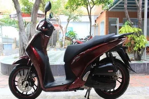 Xe xịn bán giá 'rẻ bèo' sau đại tiệc World Cup