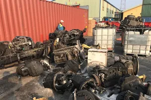 Bị cấm cửa ở Trung Quốc, rác thế giới dồn vào Việt Nam