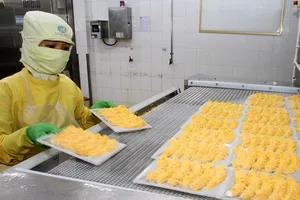 Mỹ-Trung căng thẳng: Vua tôm Việt Nam lượm tiền