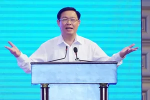 Phó Thủ tướng Vương Đình Huệ phát biểu tại Hội nghị - Ảnh: VGP