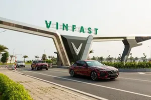 Vinfast đang trợ giá xe hơi cho người dùng Việt