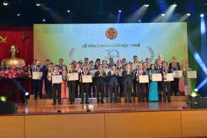 30 ‘ông lớn’ đóng thuế khủng vừa được tôn vinh 