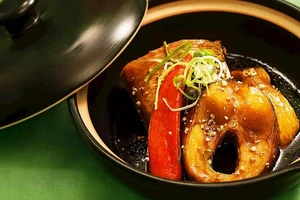 Cá kho tộ Việt Nam lọt top 100 món ăn ngon nhất thế giới