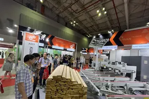 Trông chờ tăng tốc 'đoàn tàu' số 98