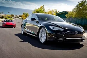 Các hãng ô tô đua nhau cho ra đời công nghệ hiện đại 