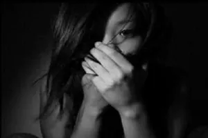 Chán nhà nghỉ, thanh niên rủ bé gái ra nghĩa trang quan hệ