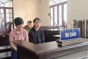 Vờ mượn xe máy đi lấy đồ rồi chiếm đoạt