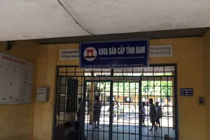 Tòa ra lệnh tạm giam nhưng bị cáo đang chữa bệnh tâm thần