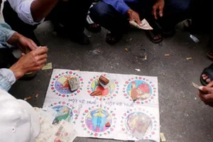 Có 3 tiền án về tội đánh bạc nhưng chỉ bị 1 năm tù