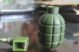 Lãnh án tù vì cất giấu gói đồ nhặt được