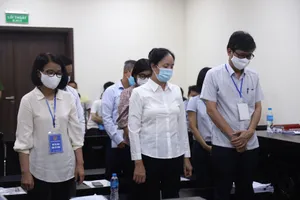 Tòa xử vắng mặt cựu tổng giám đốc Đông Á Bank Trần Phương Bình