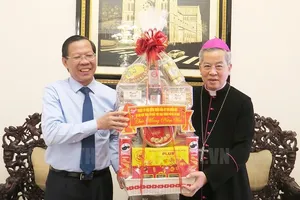 Chủ tịch TP.HCM chúc Tết tại Tòa Tổng Giám mục Tổng Giáo phận TP.HCM