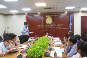 Cần bổ sung tội phổ biến tài liệu khiêu dâm trẻ em trên mạng máy tính