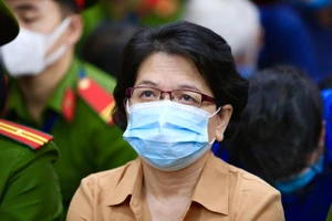 Cựu cục trưởng Đỗ Thị Nhàn: 'Ân hận, xấu hổ vì nhận 5,2 triệu USD'