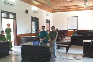 Hơn 2.000 viên hồng phiến đổi lấy 19 năm tù