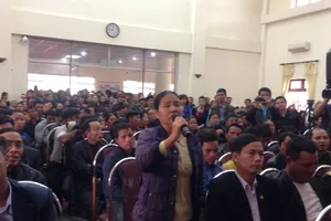 Ngư dân Sầm Sơn: 'Chúng tôi chỉ cần... 1 km bờ biển'