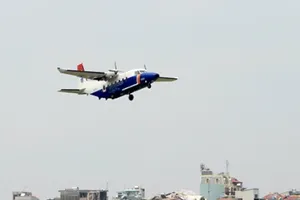 Máy bay Casa 212 và Su-30MK2 đã cất cách trở lại