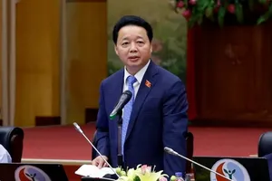 Còn cán bộ lợi dụng chức trách gây khó, nhũng nhiễu dân