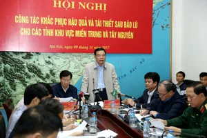 Lợi dụng bão lũ, có mặt hàng tăng giá 40%