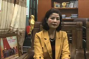 Thu hồi ngay quyết định đuổi 7 học sinh xúc phạm giáo viên