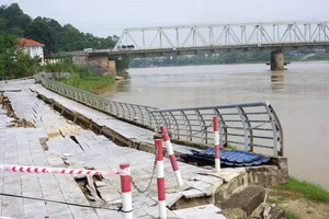 Công trình 104 tỉ xuống cấp nghiêm trọng sau vài năm sử dụng