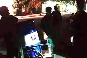 Dầu tràn ra ngoài bốc cháy, nhiều gia đình sơ tán