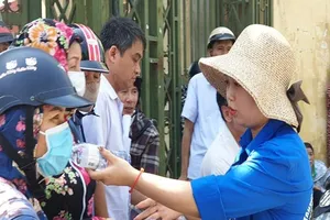 Chùm ảnh thí sinh tự tin sau môn thi Ngữ Văn