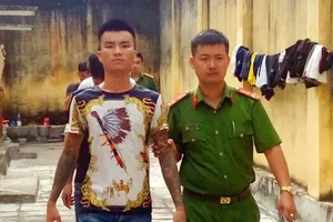 Bắt nhóm giang hồ ép tài xế nộp tiền khi vào FLC Sầm Sơn