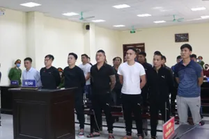 21 người trong đường dây cho vay lãi 'cắt cổ' lãnh án